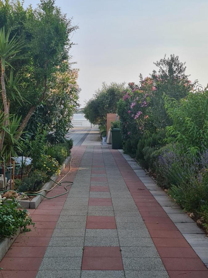 Apartmani Jadro Vir Exterior photo