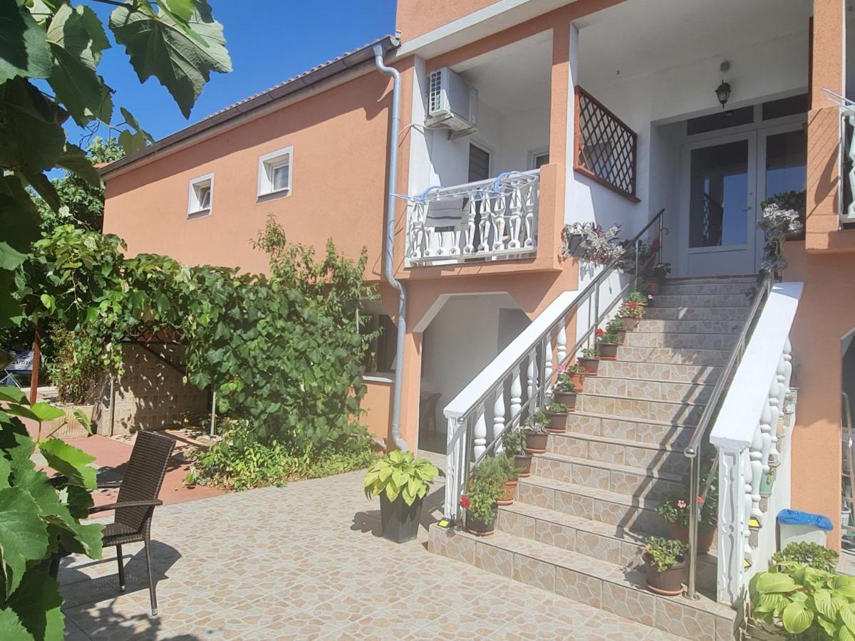 Apartmani Jadro Vir Exterior photo